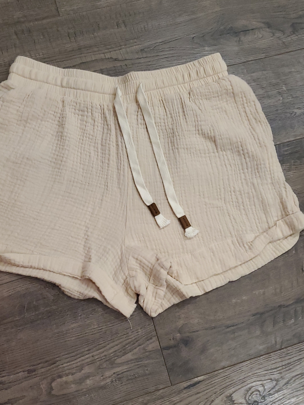 Women's Cream Drawstring Athletic Shorts